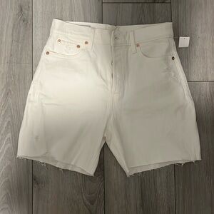 NWT GAP Cheeky Midi Short High Rise Shorts, size 27/4